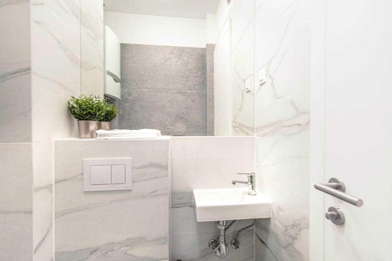 Tesla Design Apartments ซาเกร็บ ภายนอก รูปภาพ